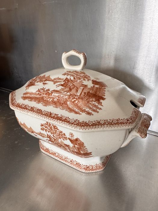 Terrina Cavalo Gilman