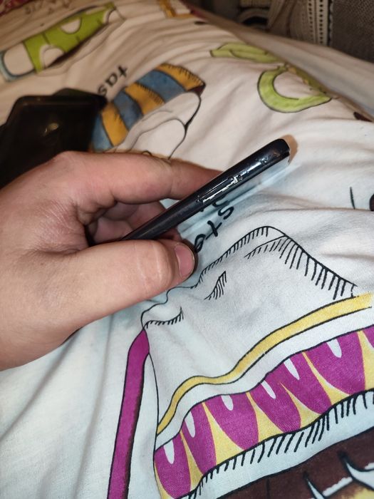 Продам телефон redmi 8