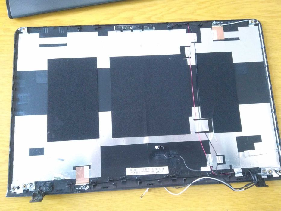 Корпус ноутбука Samsung NP 355E 5X + запчасти