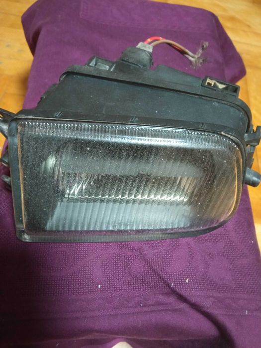 Галогенка правая на БМВ Е-39