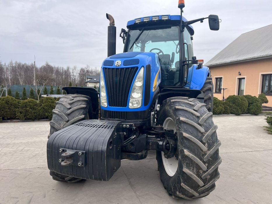 New Holland t8030 jak Case magnum John Claas