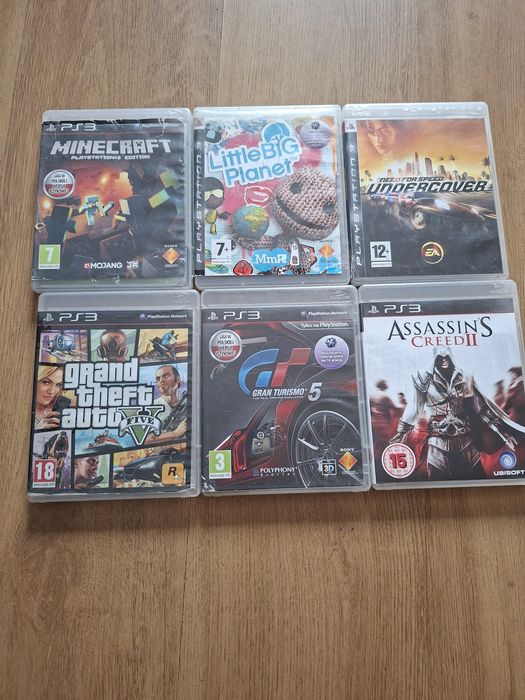 Ps3 500G z trzema padami