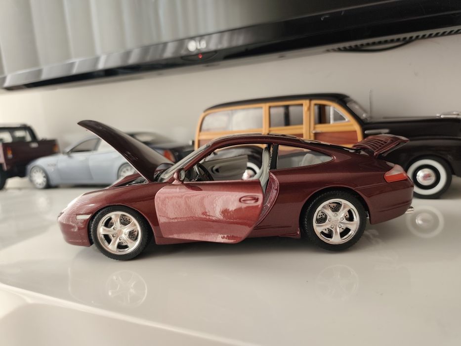 1/18 Porsche Carrera 911 burago carro coleção miniatura