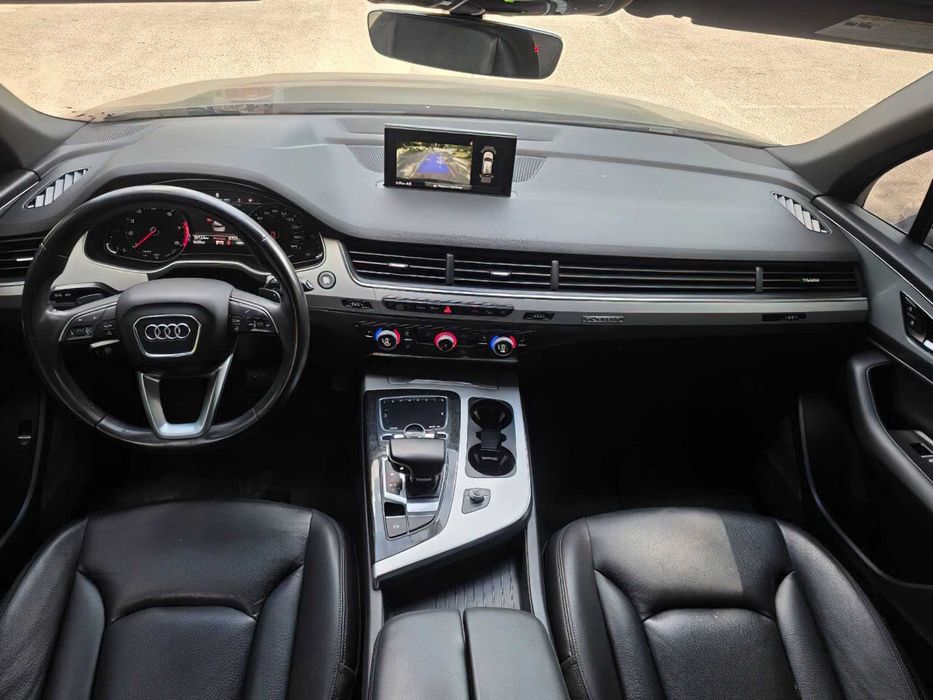 Audi Q7 quattro SE Premium 45 TFSI      2019