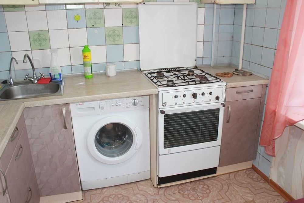 Продам 2-кімнатну квартиру 54 м² | 7 поверх | пластикові вікна (від власника)