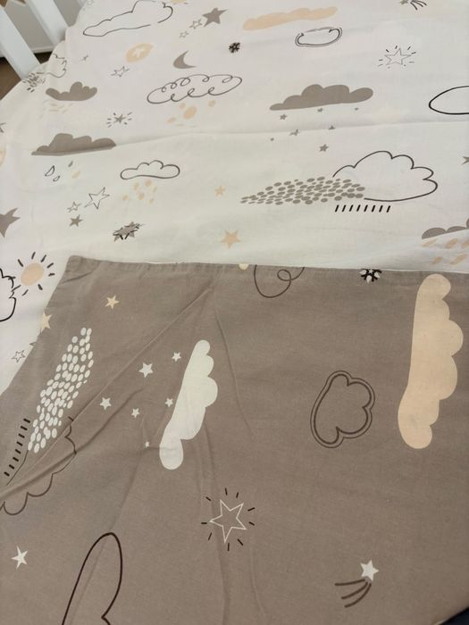Cama Montesori
Pouco usada
De madeira mas pintada recentemente de branco
Inclui colchão de 90x190cm, capa de edredão e fronha reversível e luzes
