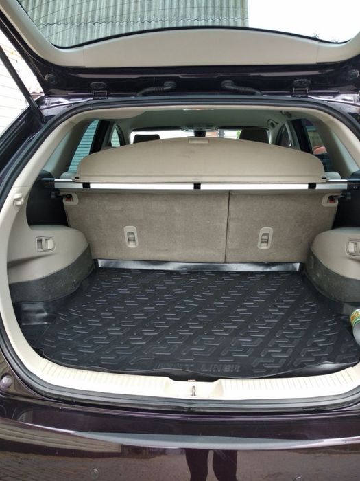 Продам Mazda CX7