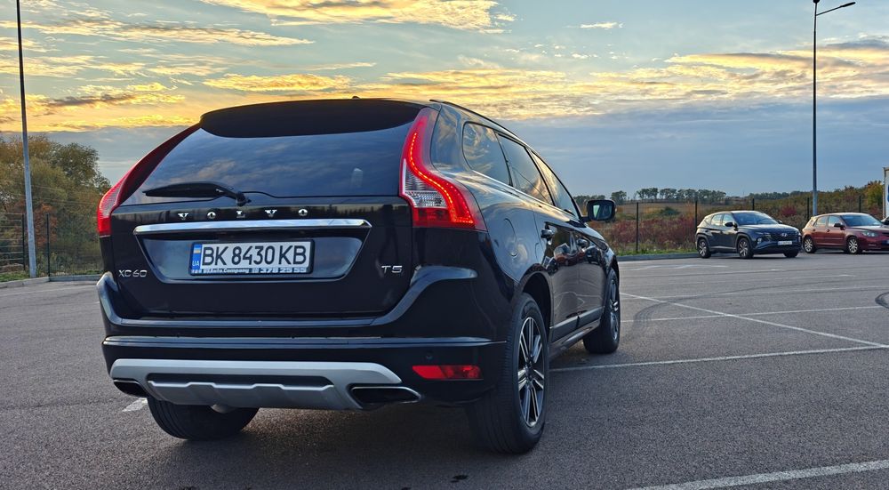 Продам Volvo xc60  т5
