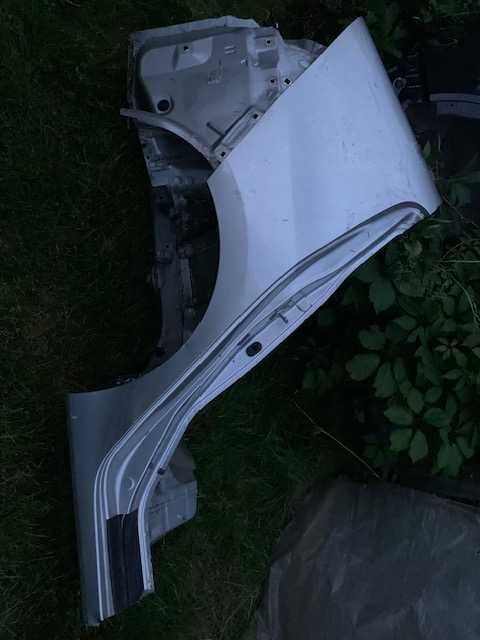 Honda Insight Ćwiartka Tył Prawa