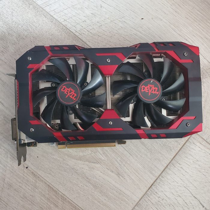 PowerColor Red Devil RX 580 8 ГБ — легендарная игровая видеокарта в одном из самых красивых и эффективных дизайнов серии Red Devil.