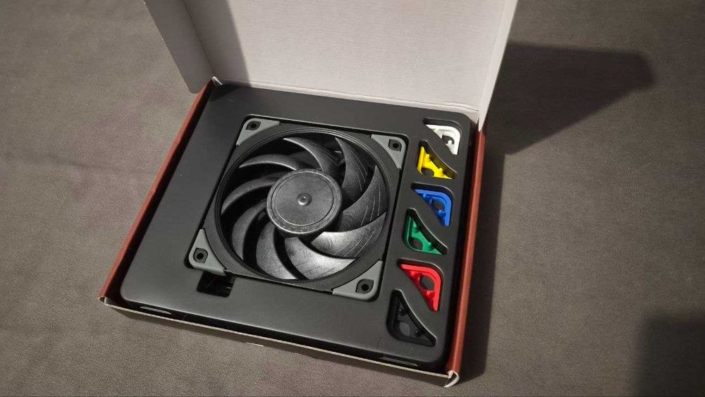 NF-A12X25 PWM chromax.black.swap кулер
