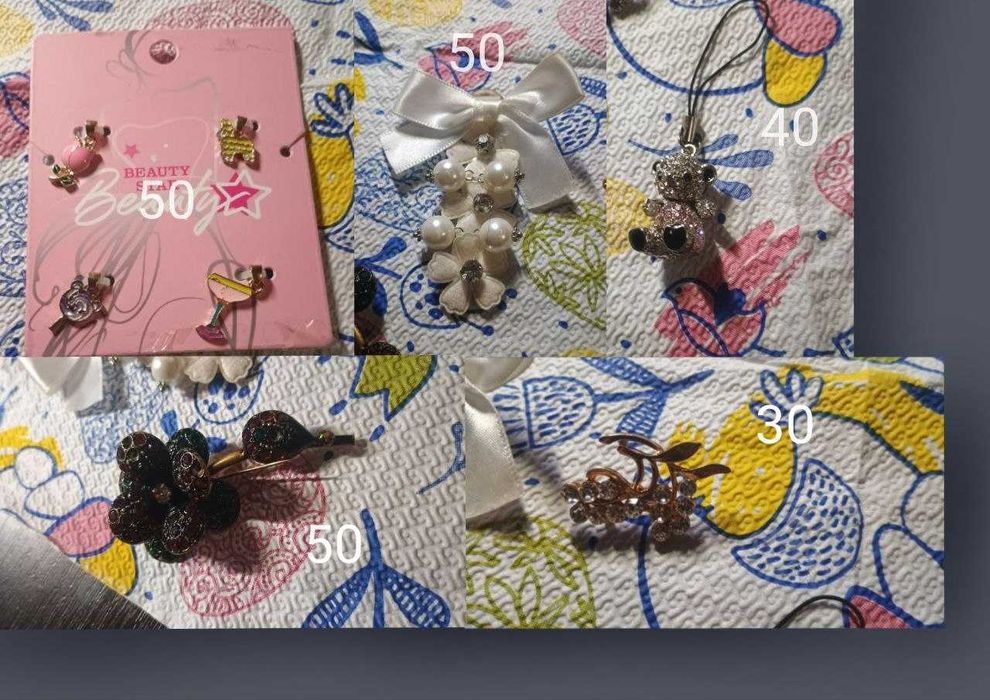 Броши  в асортименте и брелок мишка