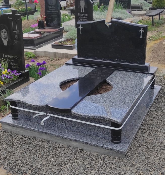 Пам'ятники від виробника.