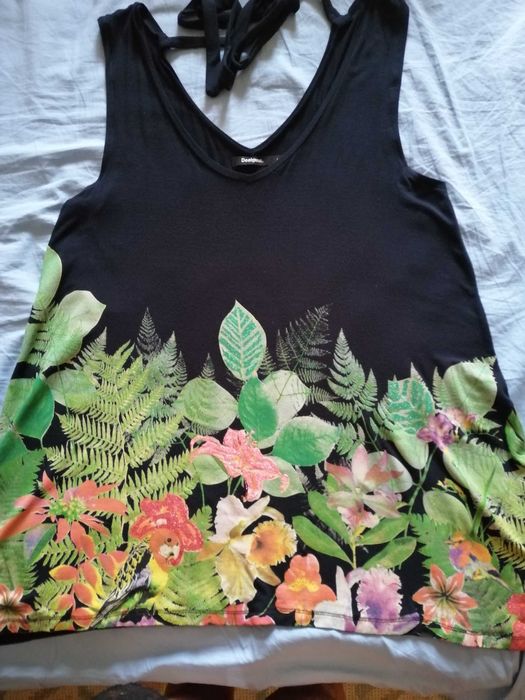 Top novo, marca Salsa, L