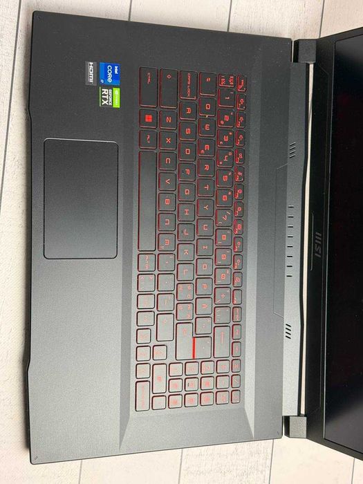 MSI Katana GF76 12UD i7-12700H 16ram ssd 512 RTX 3050 Ti 144hz