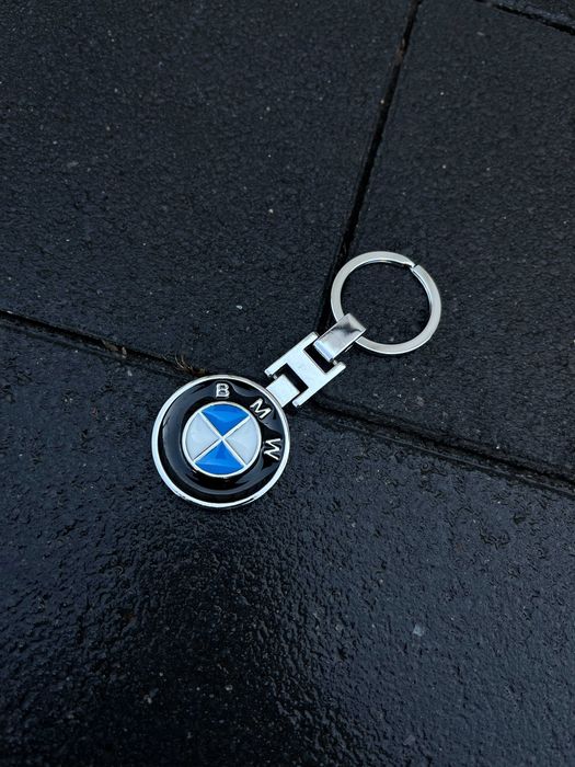 Шикарный брелок метал BMW e34 e38 e39 e46 e60 e70 e90 f10 f15 f30 БМВ