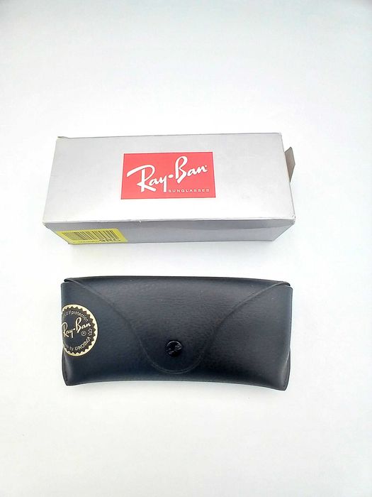 Okulary przeciwsłoneczne Ray-Ban Wayfarer Oval RB2242 unisex