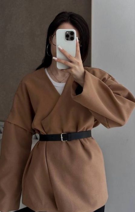 Стильное ЖЕНСКОЕ Пальто. Бежевый цвет. Размеры S, M