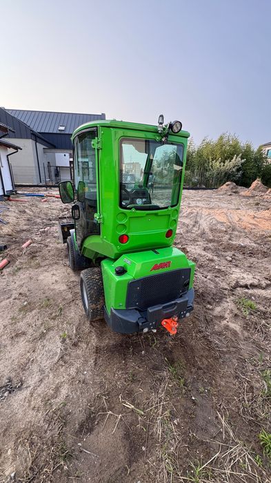 Miniładowarka minikoparka AVANT BOBCAT WIERTNICA krata niwelacyjna  24/7 FV wynajem