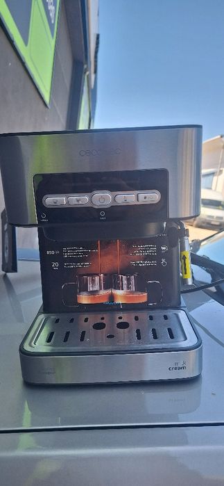 Cafeteira Espresso Cecotec Power Espresso 20 - 20 Bars