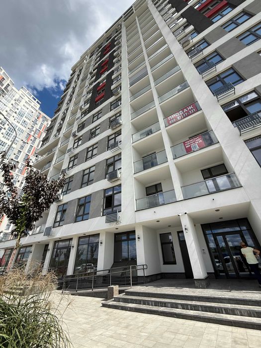 Продаж дворівневої квартири з терасою в ЖК «Русанівська Гавань»