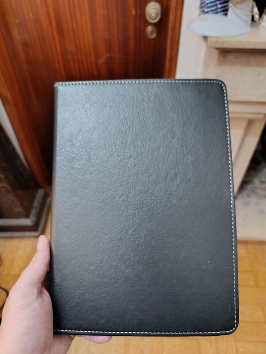 Capa de Tablet 10' até 12'
