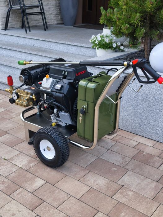 Myjka ciśnieniowa spalinowa Loncin 27km/ Comet 25l/330Bar