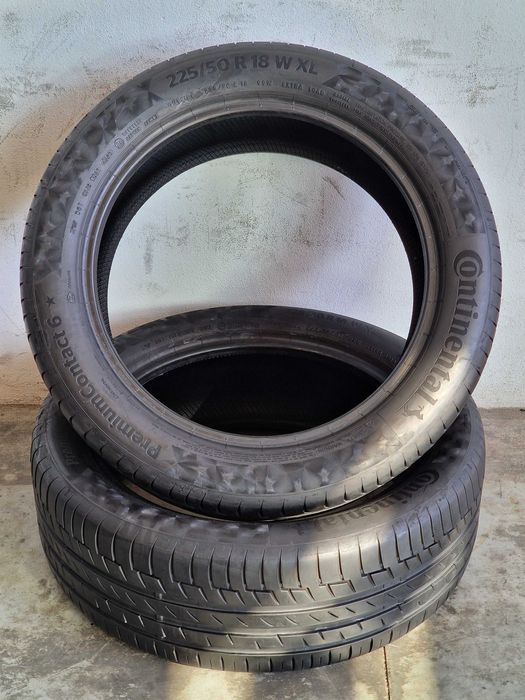 2 Pneus CONTINENTAL (BMW) Semi Novos 225/50R18
