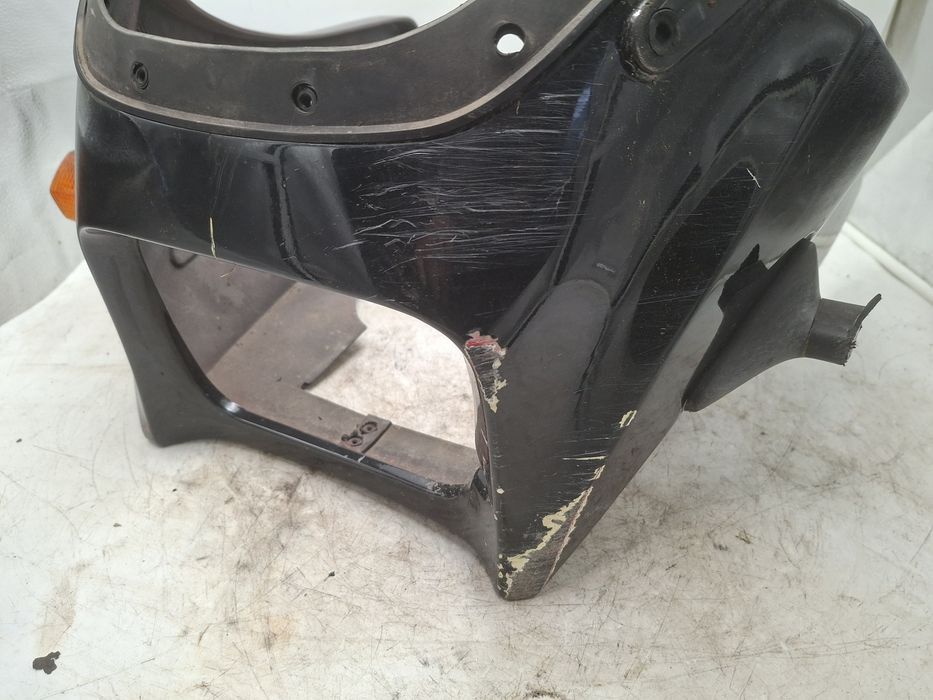 Kawasaki gpz900 gpz 900 czacha czasza owiewka plastik