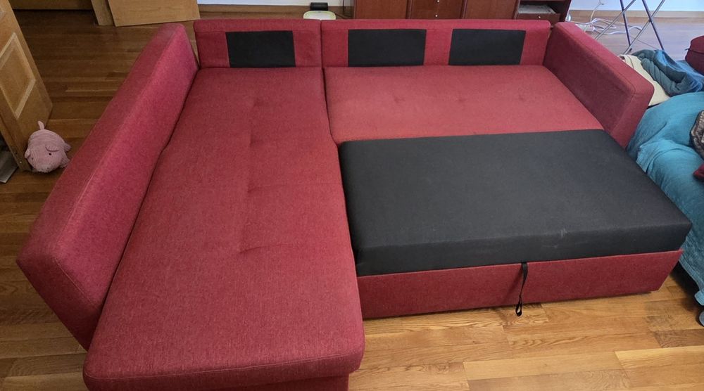 Sofá-cama vermelho