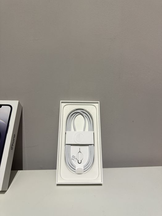 IPHONE 16e , novo , nunca usado