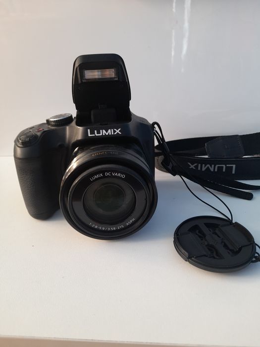 Cyfrowy aparat fotograficzny Panasonic Lumix