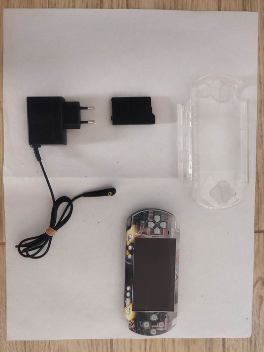 Consola PlayStation portable PSP versão God of war e jogos