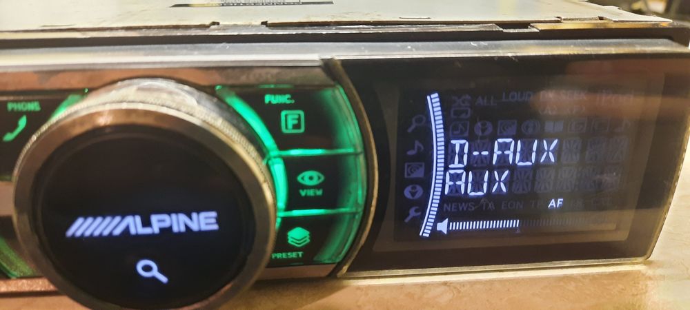 Магнітола Alpine orig