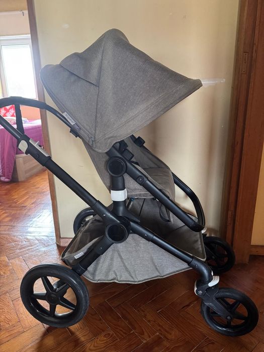 Carrinho de bebe usado bem estimado