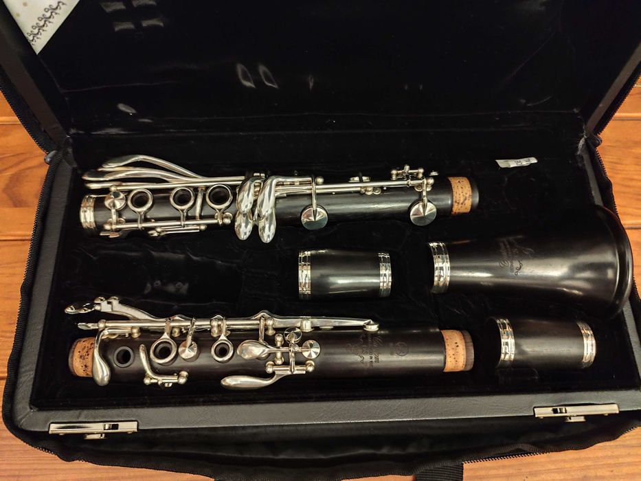 Clarinete Yamaha em Sib YCL-CSGIIIL