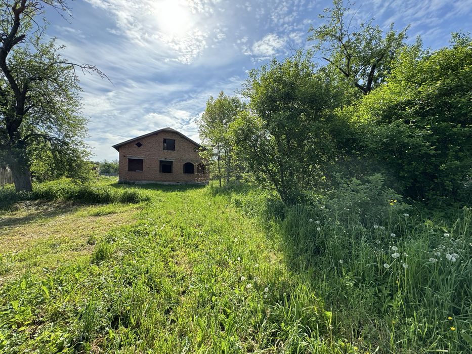 Продаж будинку с. Чернії діланка площею 15 сот