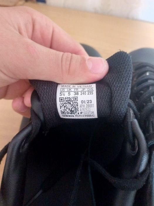 Культовые кроссовки Adidas Stan Smith (Triple Black) — Полностью черные / Кожа. Розмер  38.5