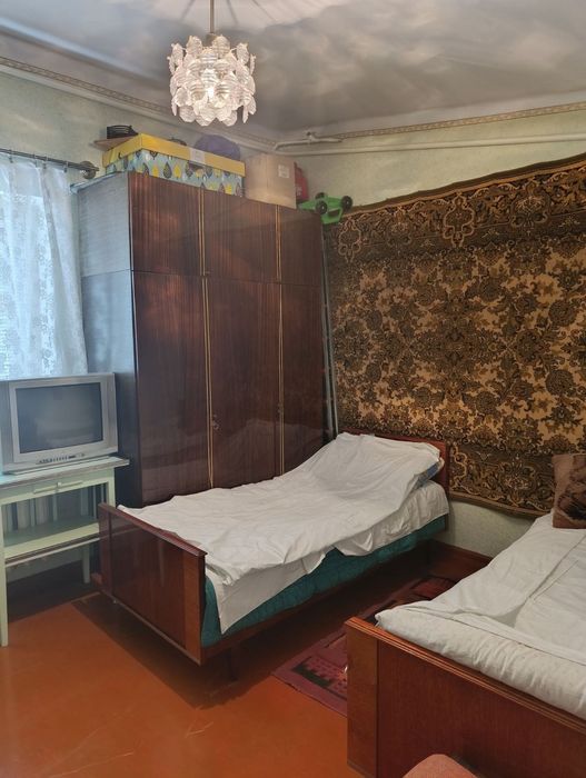 Продаж квартири на землі вул Демократична