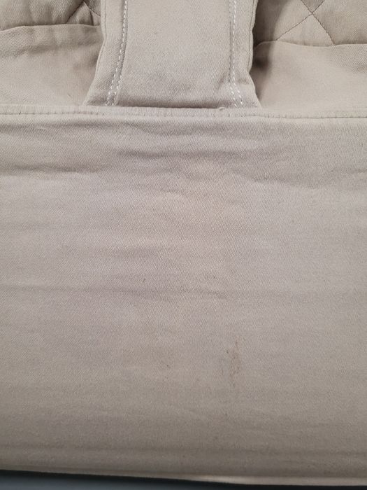 BabyBjorn sand grey bezowy bujaczek lezaczek