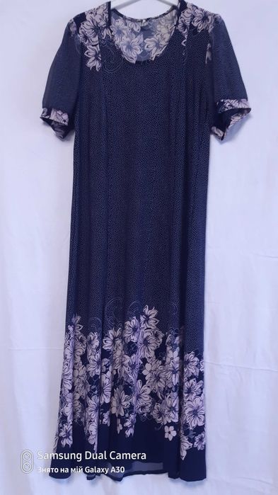 Плаття синє і рожеве