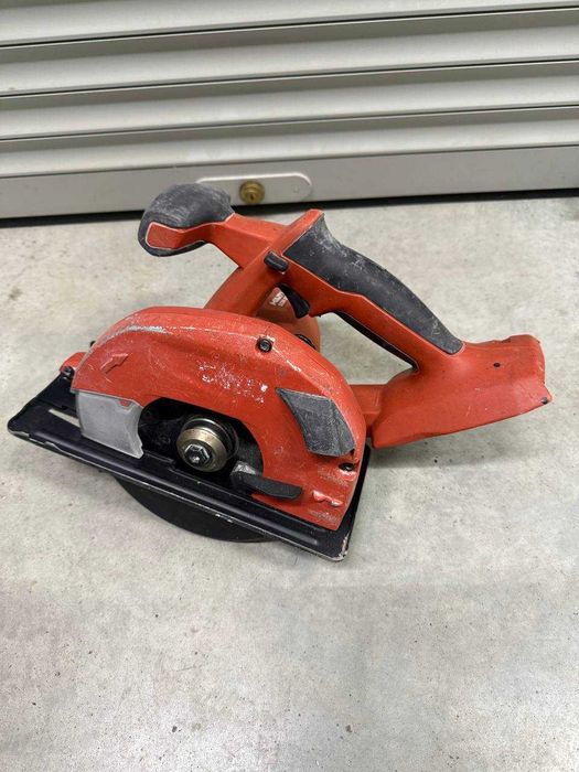 Акумуляторная циркулярная пила по металу Hilti SCM 22-A