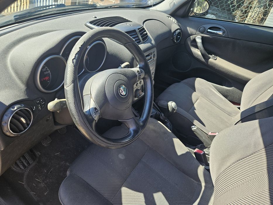 Alfa romeu 147  1.6 120 cv