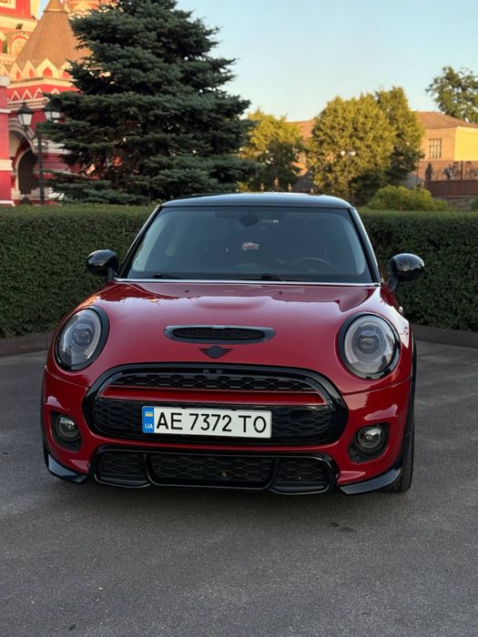 MINI Cooper F56 2014 1.5 червоний