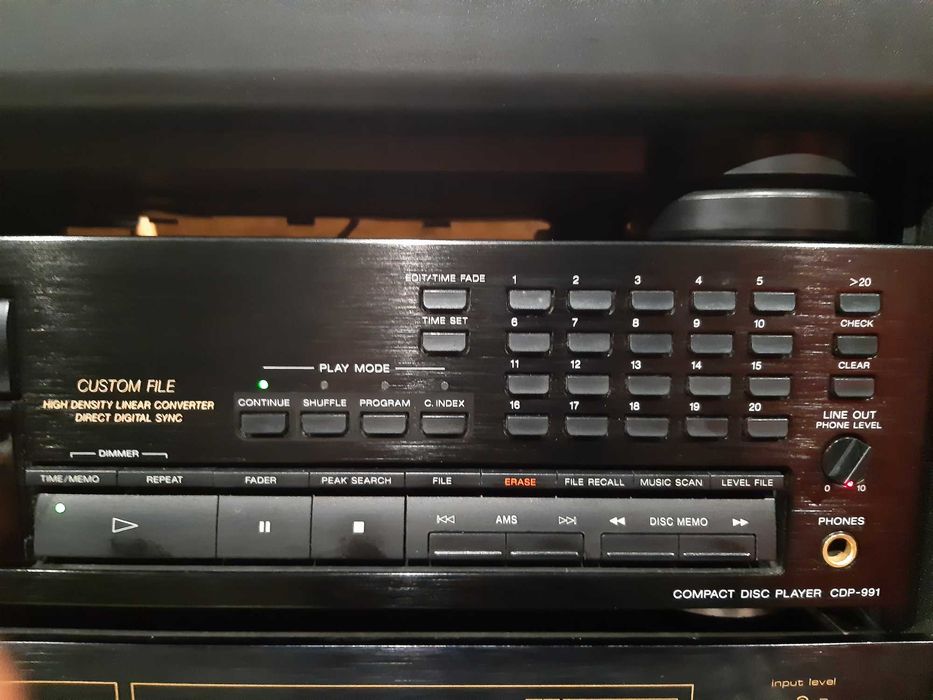 Compact Disk Player CDP-991- stan idealny