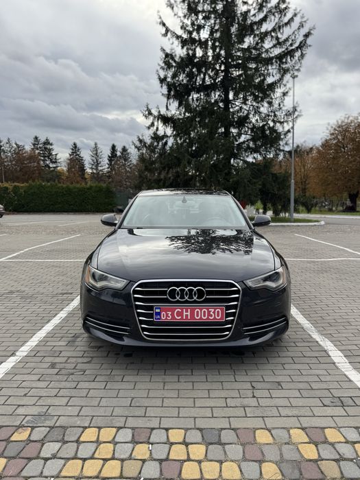 AUDI A6C7  2013 року