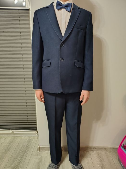 Garnitur dla chłopca 146