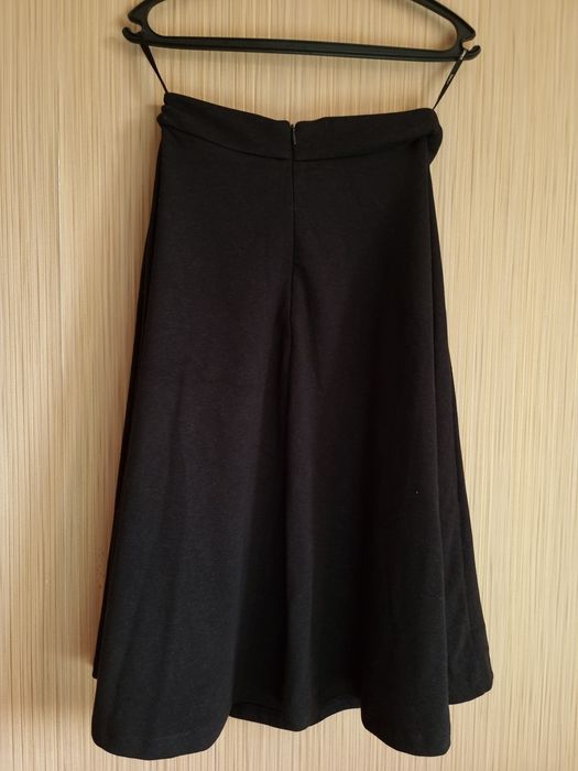Спідниця чорна розмір S