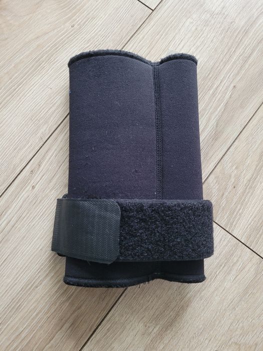 Stabilizator łokcia tenisisty OPPO 1080 XL – czarny