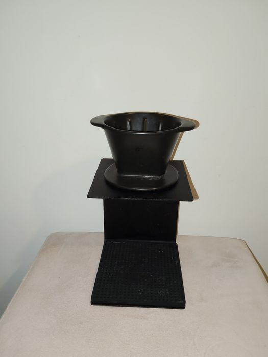 Dripper ceramiczny że stacją stojak zaparzacz